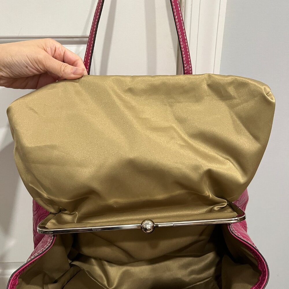 COACH Hot Pink Patent Leather Signature Carryall Kisslock Bag - Picture 13 of 13